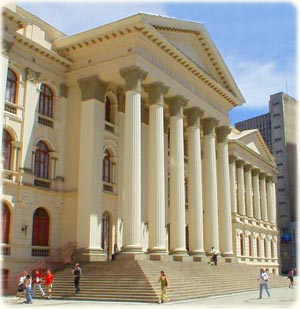 Universidade Federal do Paraná