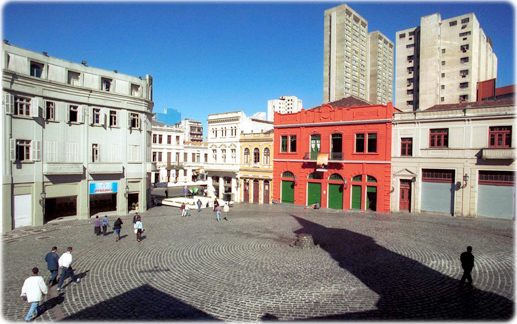 Casa Vermelha Curitiba