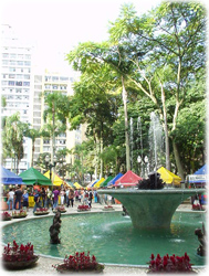 Feirinha praça Curitiba