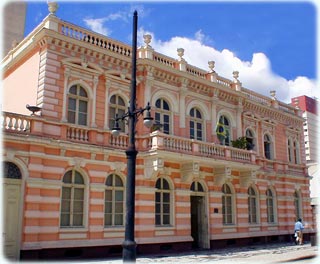 Museu da Imagem e do Som em Curitiba Paraná