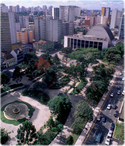 Circulando pela Santos Andrade - PRÉDIOS DE CURITIBA